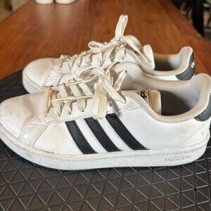 Womens Addidas Sneakers